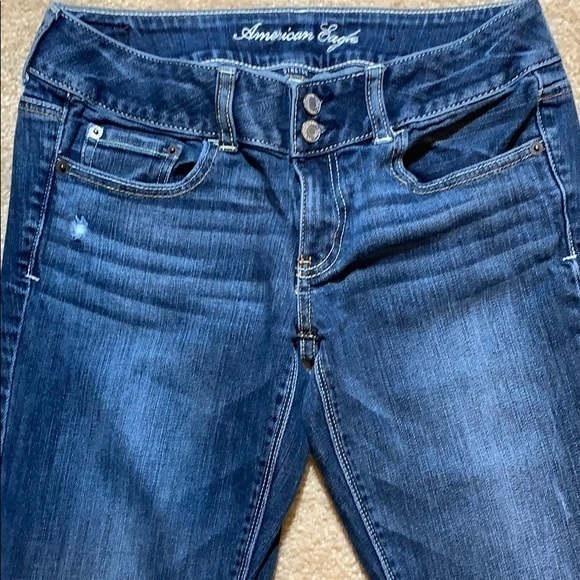 American Eagle Jeans (LJ) - Picture 3 of 8